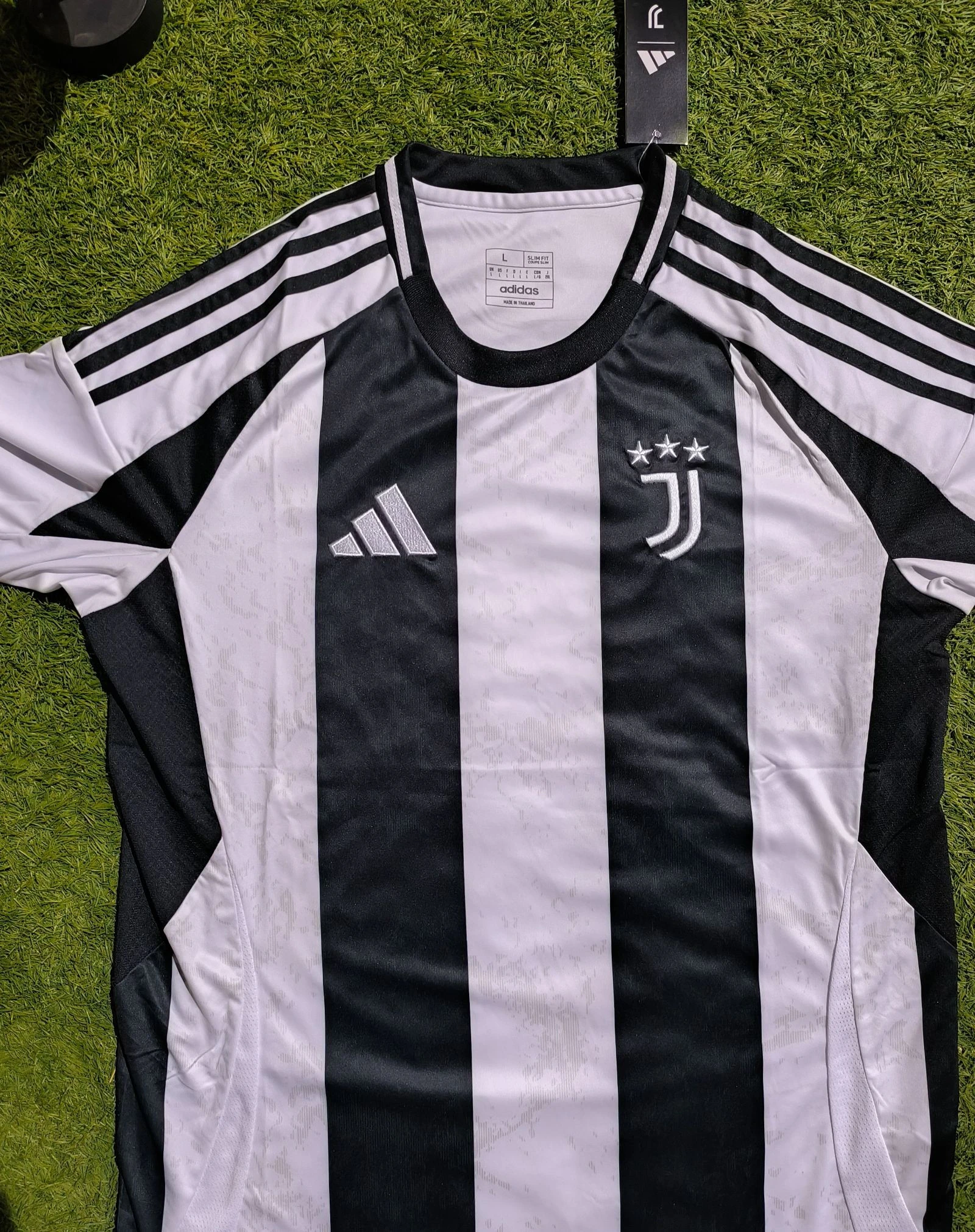 Juventus fc 1 kit  – photo 2
